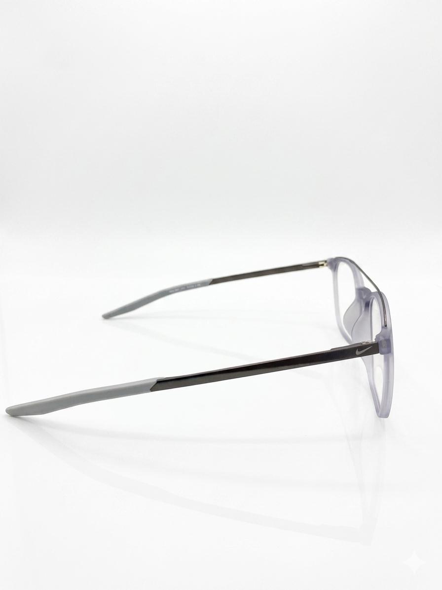Lentes Nike - Estilo Navigator en Gris Traslúcido