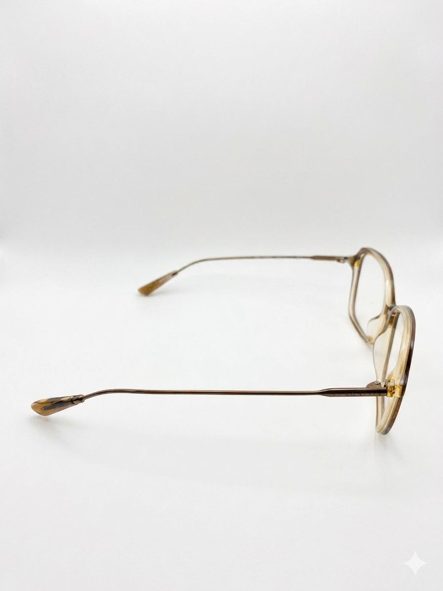 Gafas de Vista Elegantes en Tono Marrón Translúcido y Patillas de Metal Fino