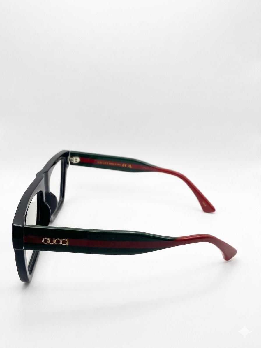 Montura Oftalmológica Gucci Premium – Cuadrada Negra con Detalles Web (Rojo y Verde)