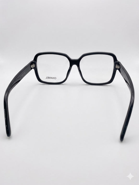 Gafas de vista Chanel en color negro con detalle dorado