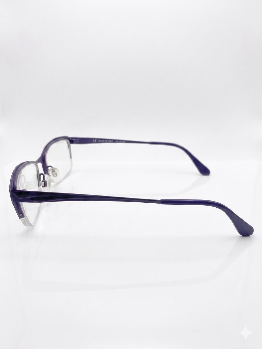 Lentes de lectura con montura superior púrpura y diseño semi-al aire.