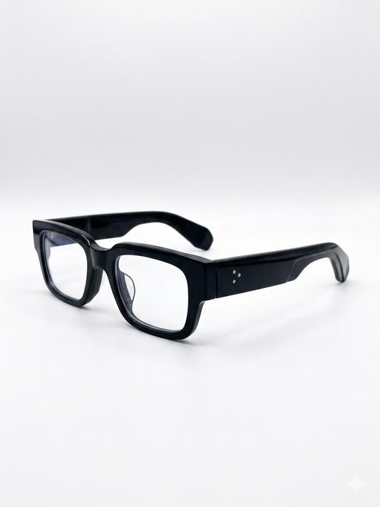 Elegantes lentes de montura cuadrada en color negro.