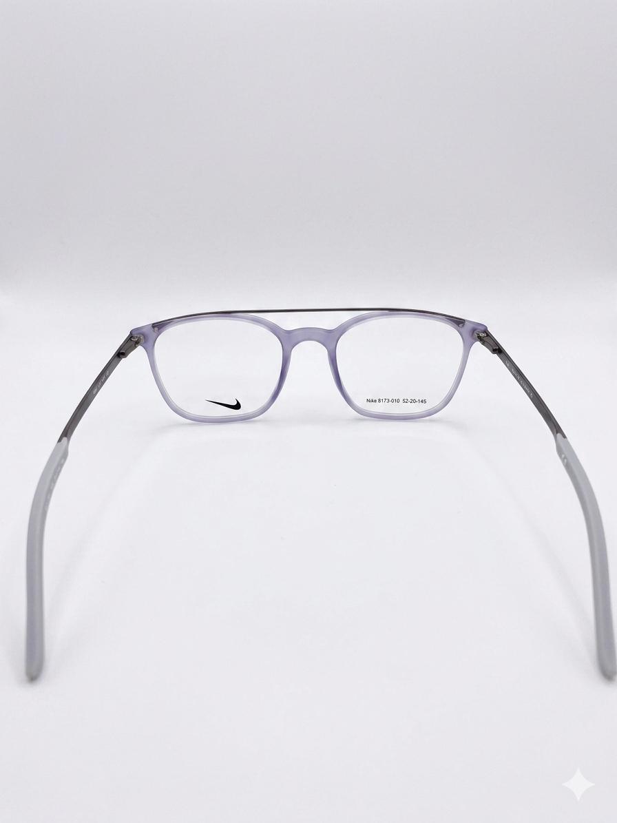 Lentes Nike - Estilo Navigator en Gris Traslúcido
