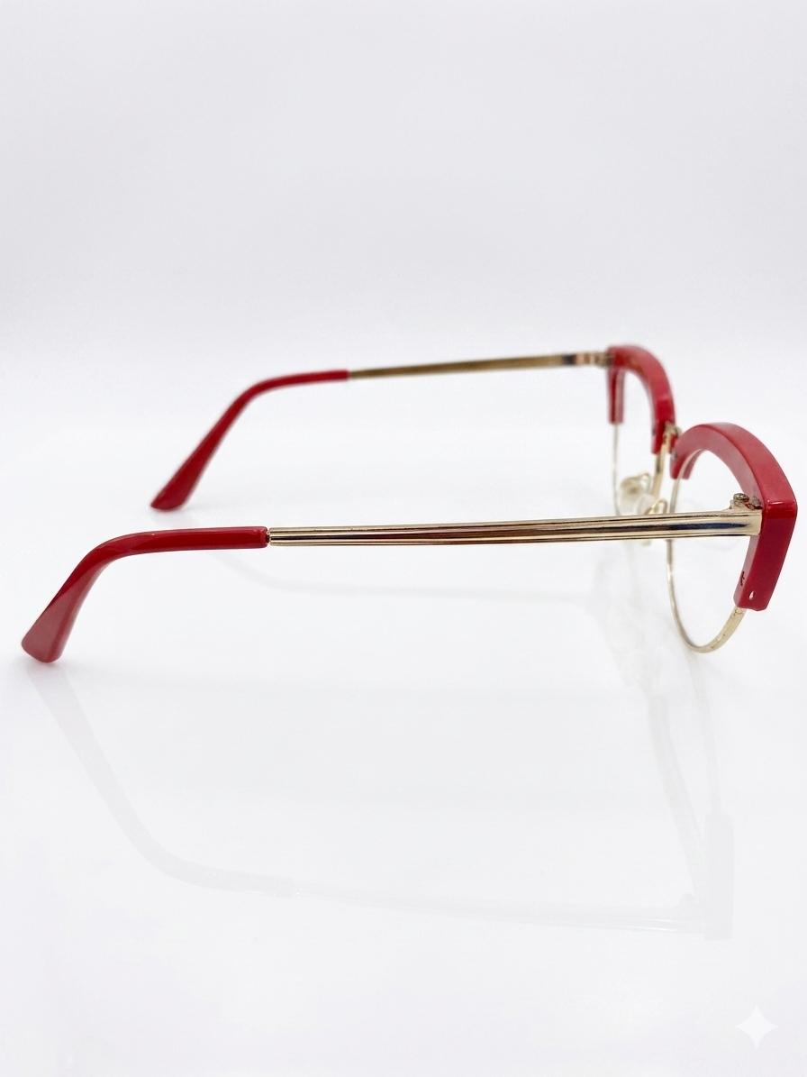 Elegancia retro-chic: La sofisticación del cat-eye"
