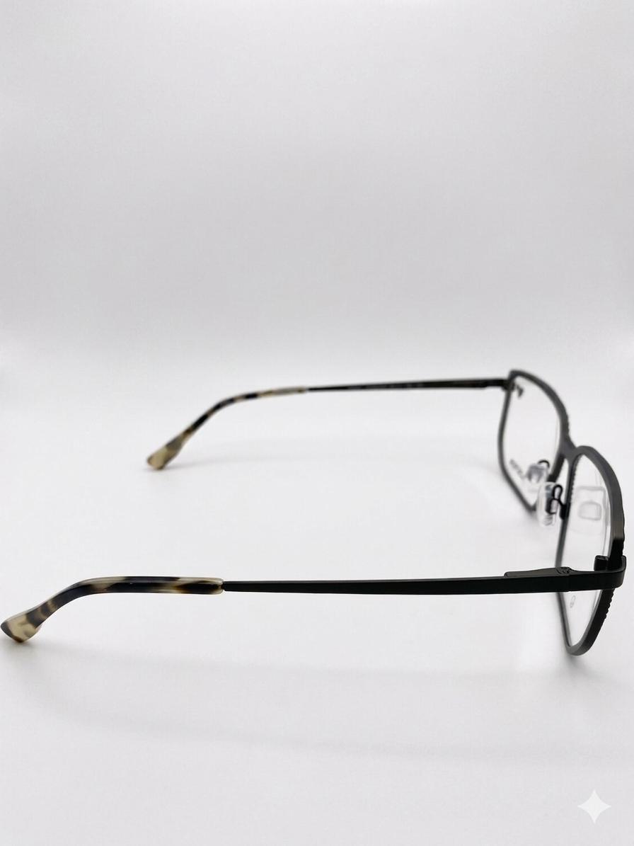Gafas McALLISTER con Montura de Líneas y Detalles en Carell