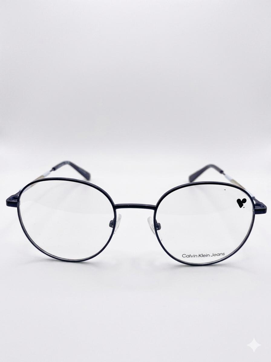 Calvin Klein Jeans: Minimalismo Sofisticado