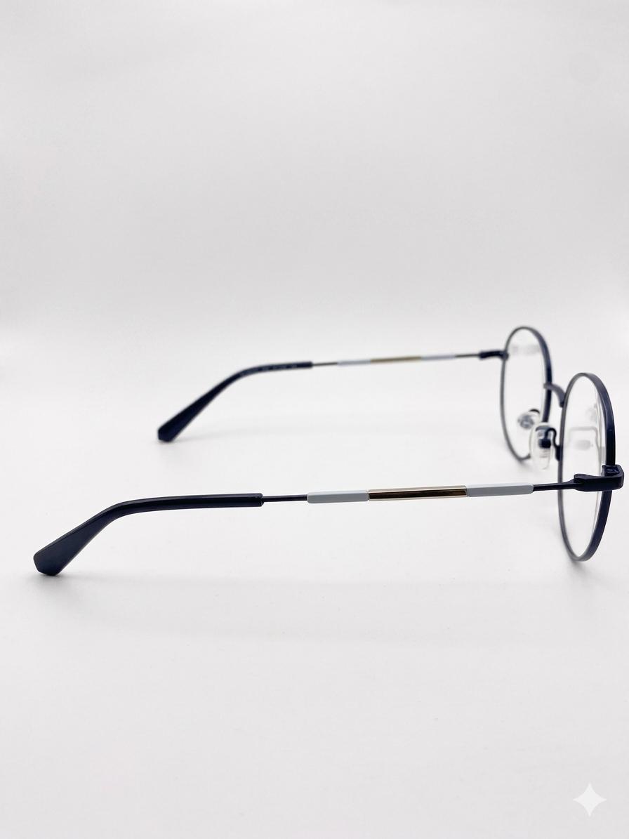 Calvin Klein Jeans: Minimalismo Sofisticado