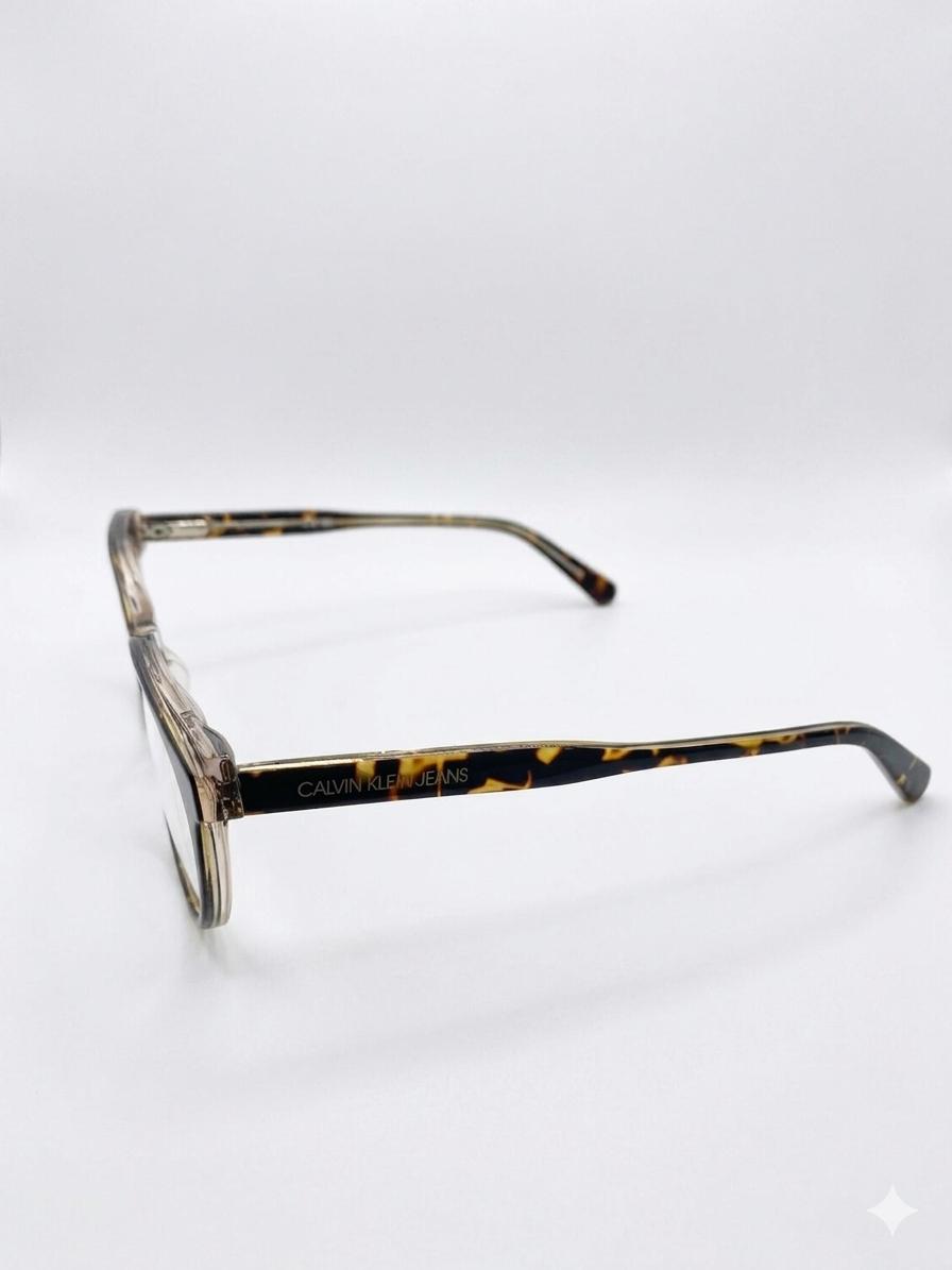 Gafas Calvin Klein Jeans de Carey con Montura Transparente y Estilo Cat-Eye