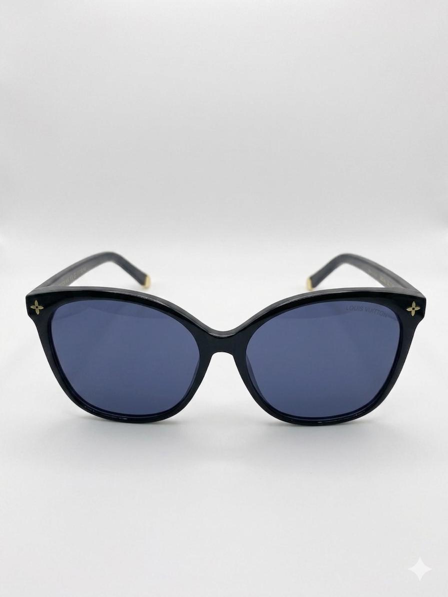 Gafas de Sol Louis Vuitton Cat-Eye en Acetato Negro con Detalles Monograma en Dorado