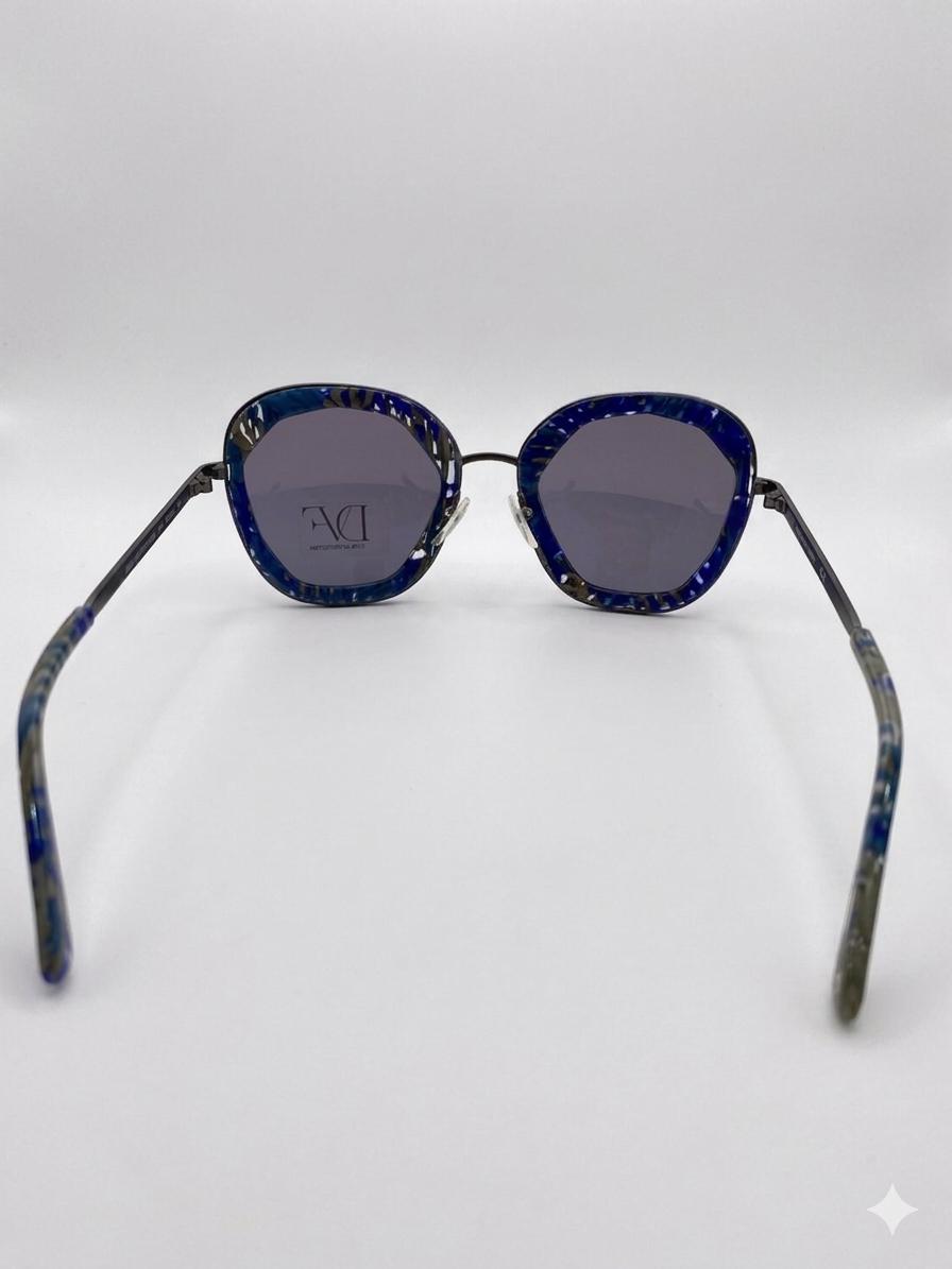 Gafas de Sol Diane von Furstenberg – Montura Geométrica Azul Carey y Lentes Degradadas