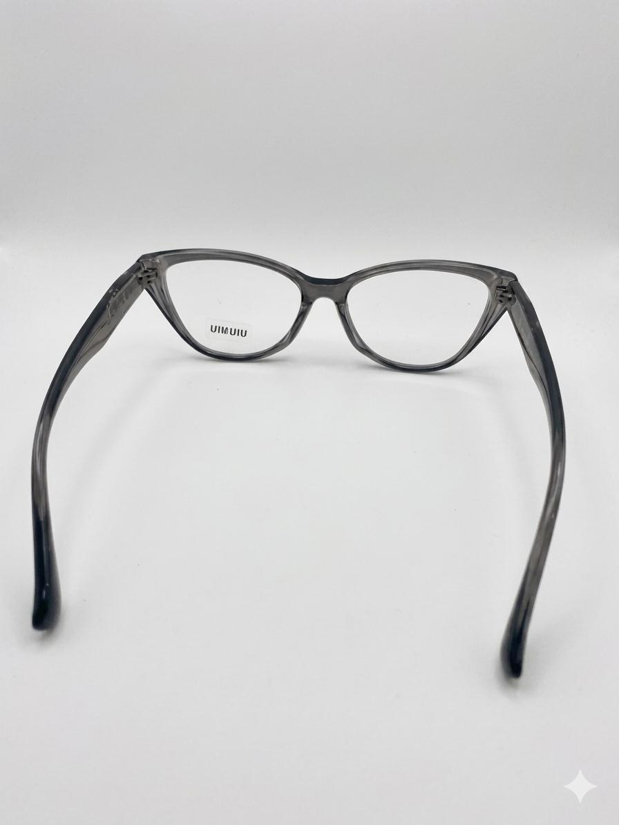 Gafas de Vista Miu Miu – Montura Cat-Eye Transparente Gris con Logo Dorado