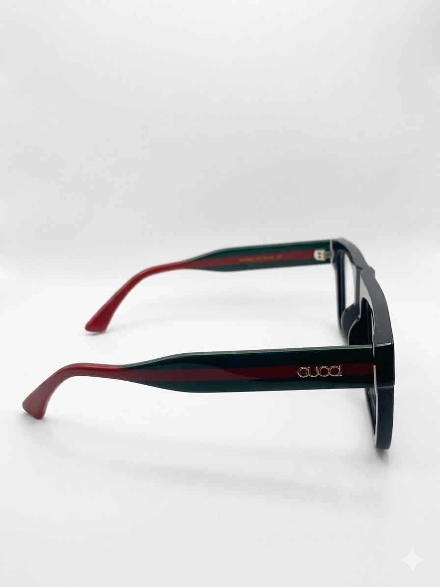Montura Oftalmológica Gucci Premium – Cuadrada Negra con Detalles Web (Rojo y Verde)