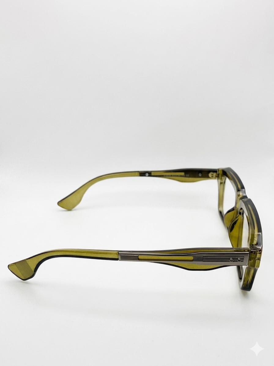 Gafas de Vista Rectangulares de Acetato Traslúcido en Tono Oliva con Varillas de Diseño Industrial