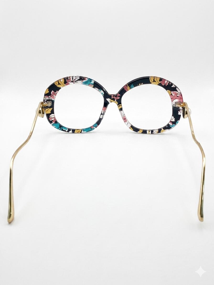 Lentes de Descanso Oversize con Armazón Floral y Detalles de Perlas