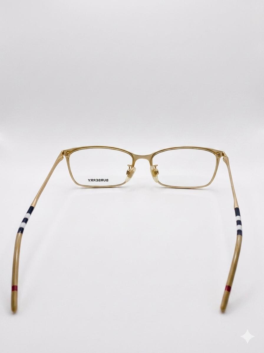 Montura para Lentes Oftálmicos Burberry – Estilo Rectangular Elegante en Carey y Dorado