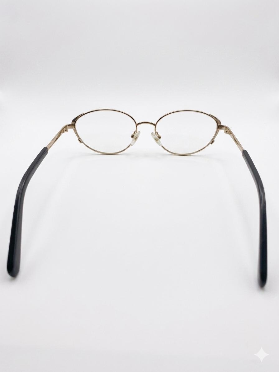Lentes Oftálmicos Salvatore Ferragamo – Armazón de Titanio Ovalado Dorado Premium
