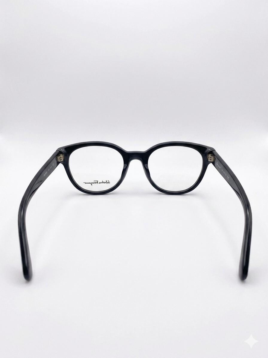 🕶️ Salvatore Ferragamo – Elegancia Atemporal