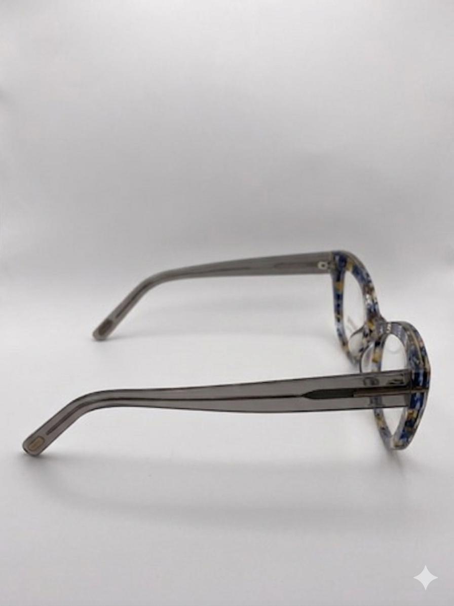 Tom Ford Luxury Eyewear | Elegancia en Cada Detalle