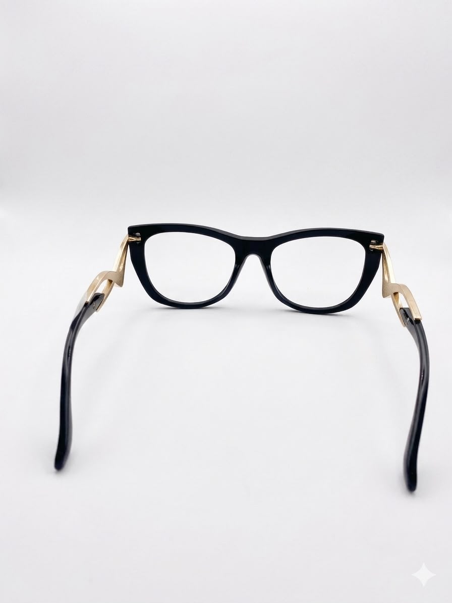 Gafas con Montura de Diseño Contemporáneo y Detalles Metáli