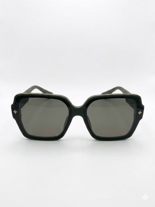 Gafas de sol de diseño con monograma y emblema metálic