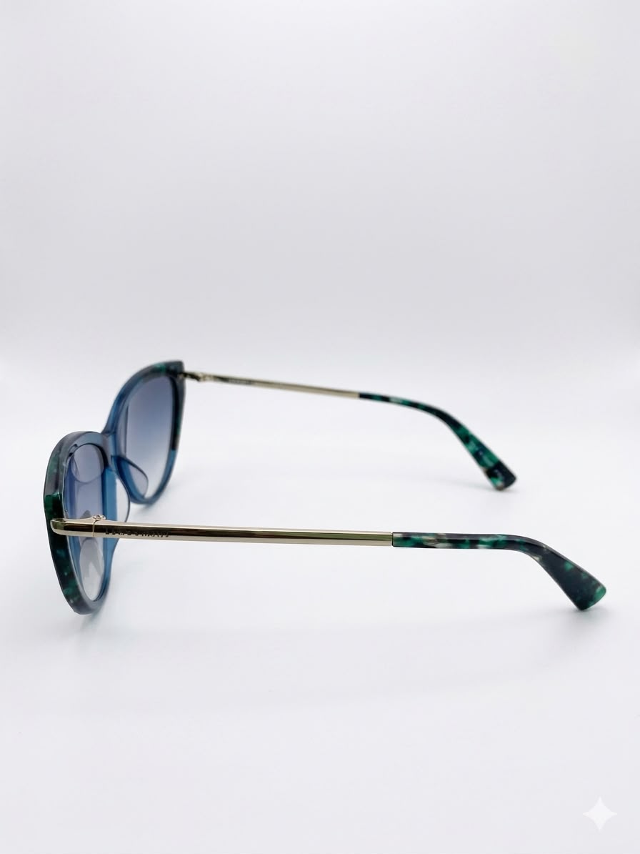 Gafas de sol Longchamp con montura ojo de gato en tono carey azul y verde.