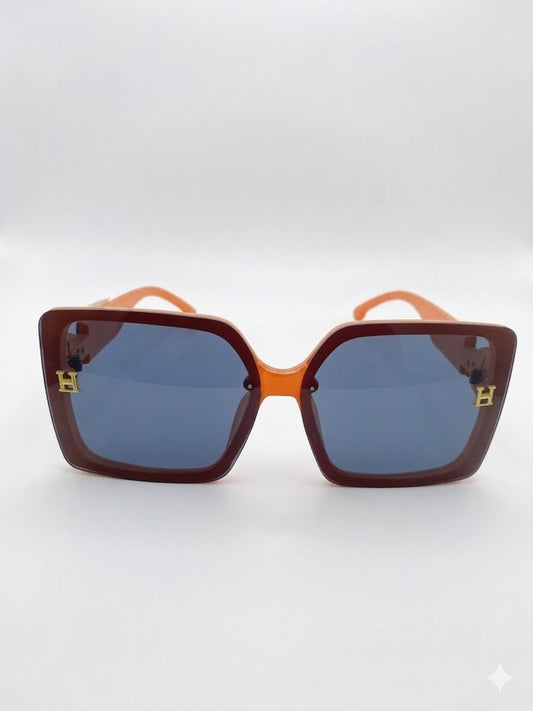 Gafas de sol estilo cuadrado con detalle lateral dorado