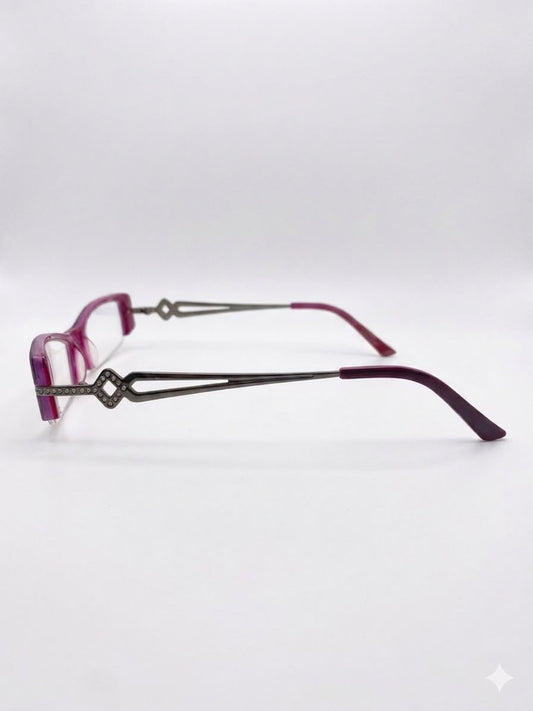Eleva tu estilo con estas sofisticadas gafas de lectura, que combinan elegancia y funcionalidad.