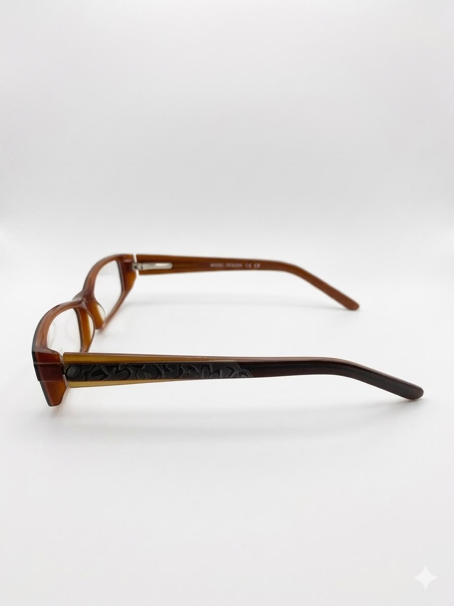 Gafas graduadas infantiles estilo carey con diseño lateral grabado