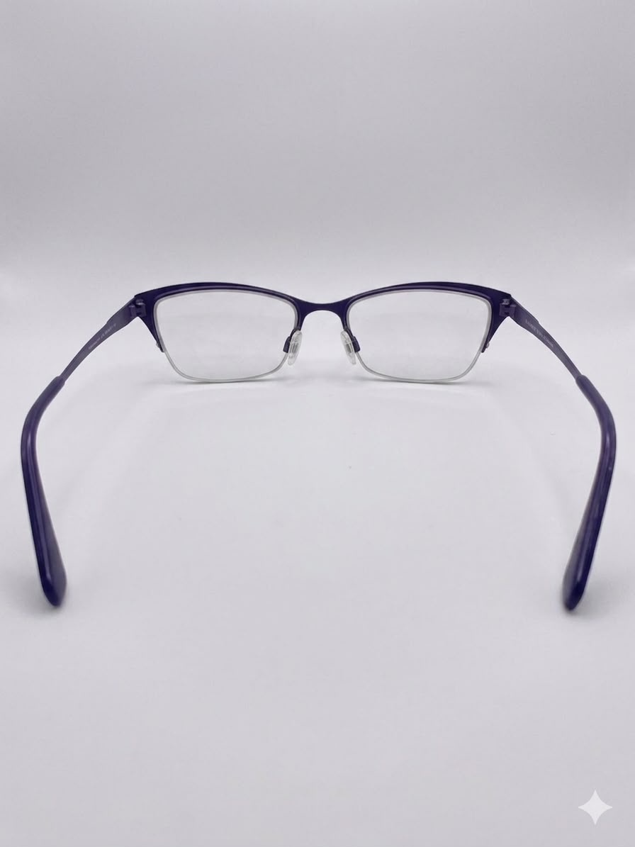Lentes de lectura con montura superior púrpura y diseño semi-al aire.