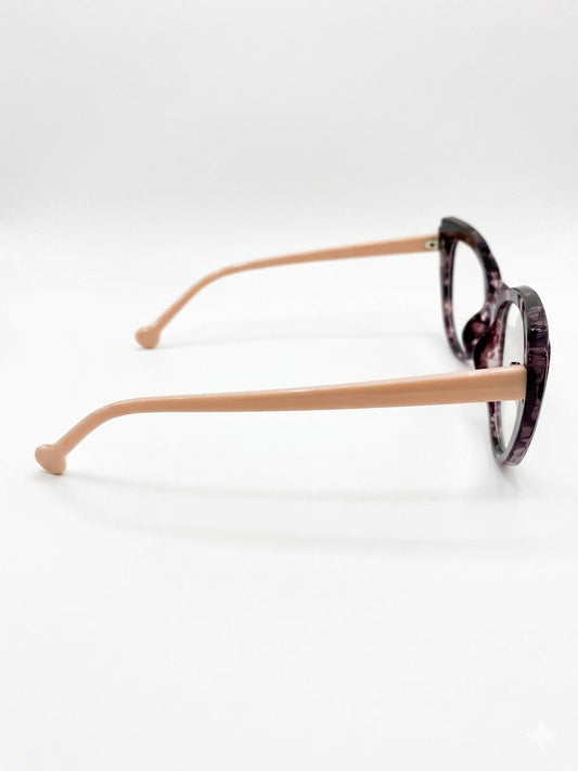 Gafas de diseño "Cat-Eye" con patrón jaspeado y varillas en tono suave