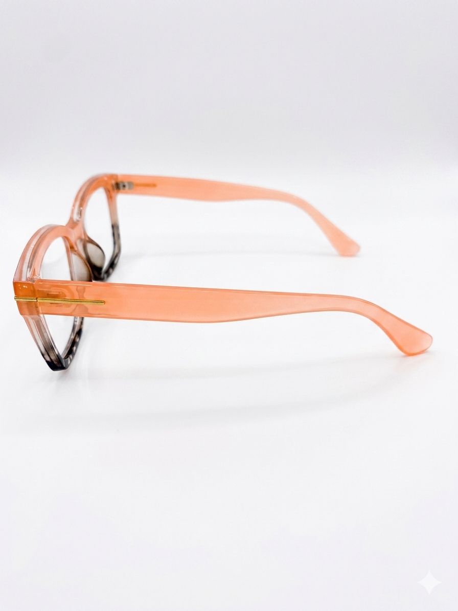 Lentes de lectura con diseño degradado y detalle en varilla.