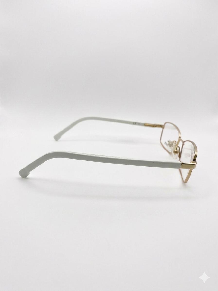 Gafas Lacoste con Montura Dorada y Varillas Blancas