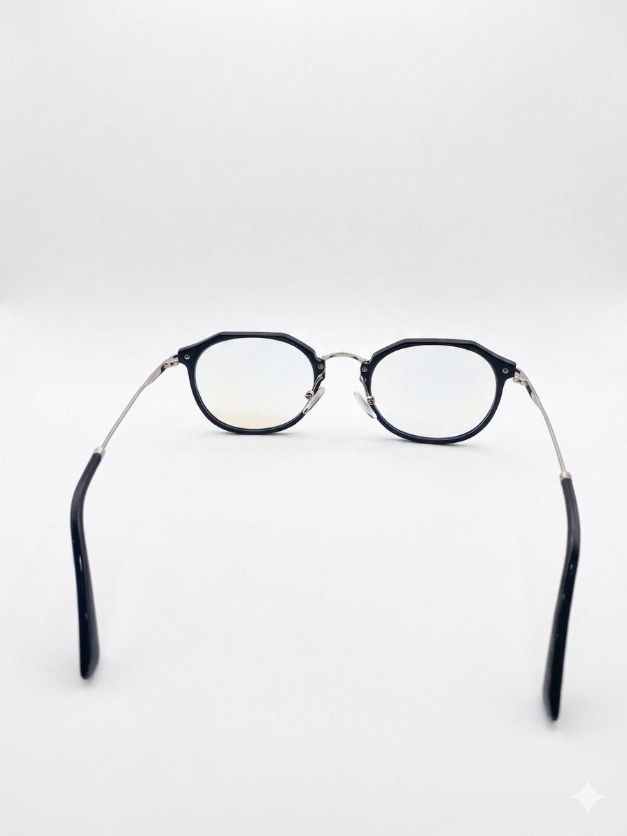 Lentes de Montura Híbrida: Diseño Elegante con Detalle en Plata