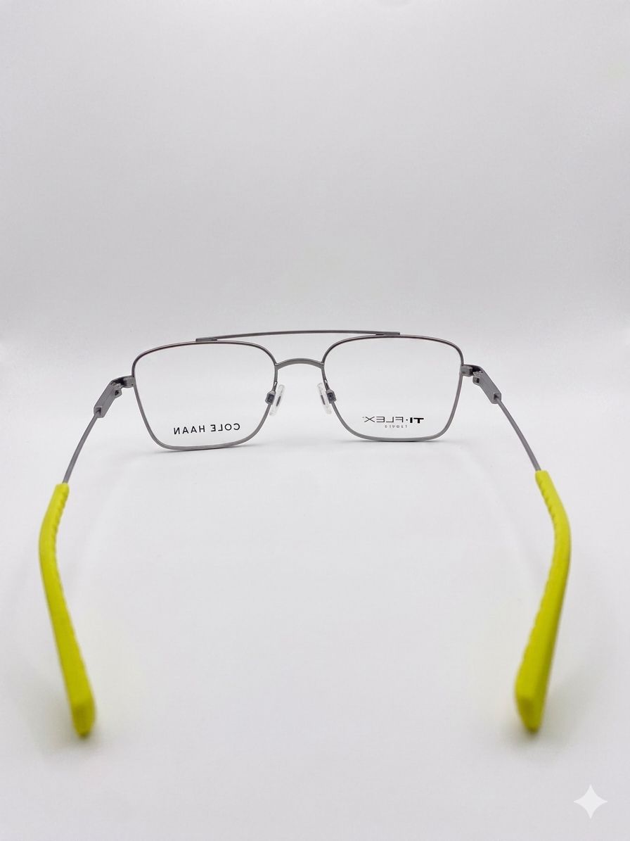 Cole Haan: Innovación en Titanio y Estilo Urbano