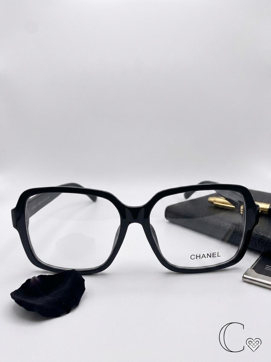 Chanel Prestige | Elegancia Atemporal en Negro Óptico