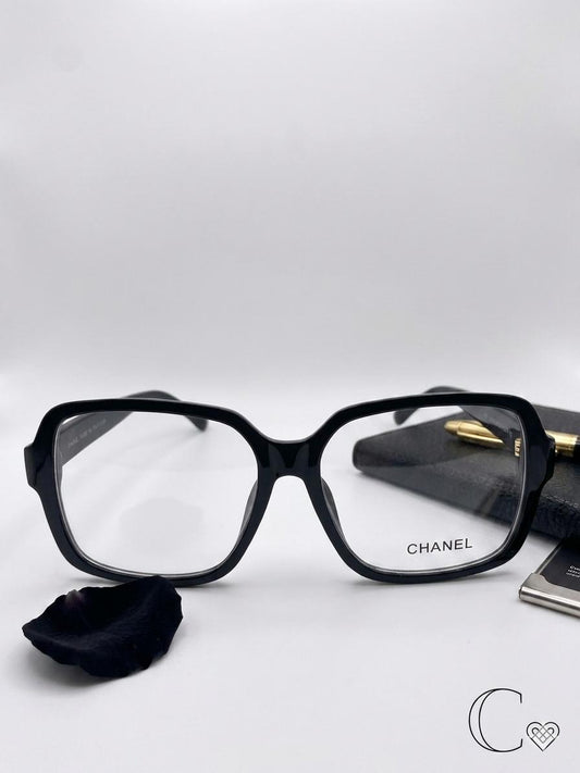 Chanel Prestige | Elegancia Atemporal en Negro Óptico